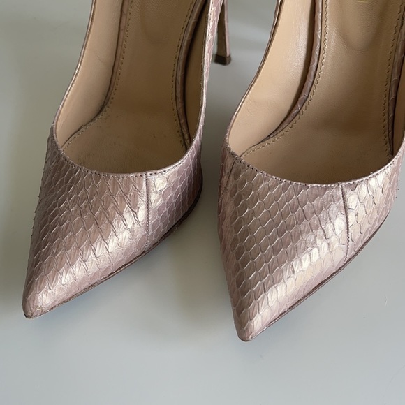 Sergio Rossi Pink Textured Heels - Picture 6 of 11
